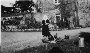 Nun outside what is now the Hermitage Wing